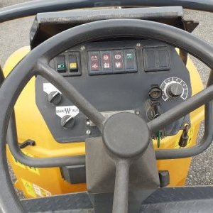 foto 3.5t válec STA VH350